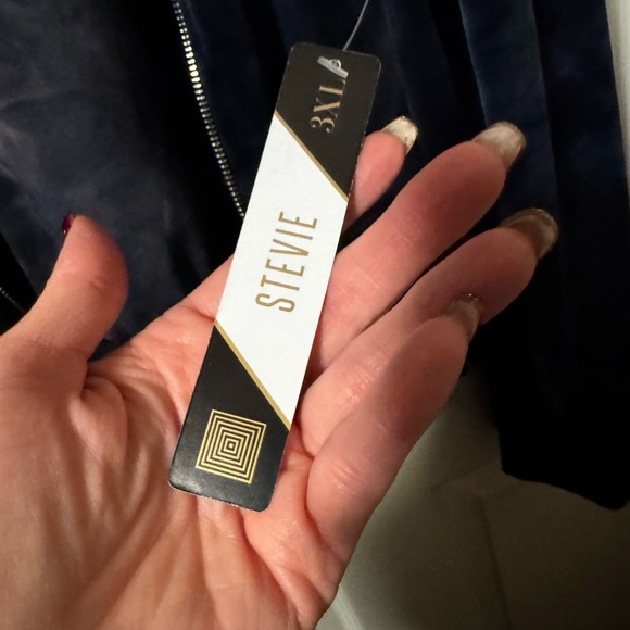 Lularoe Stevie Bomber Jacket 3XL. NWT - Picture 3 of 6